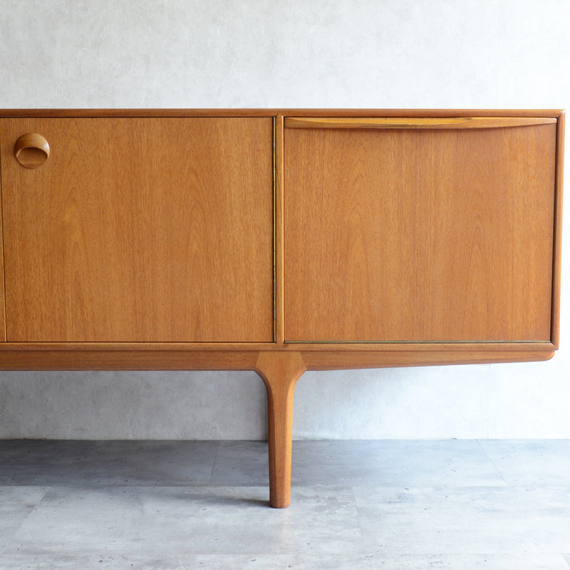 ＜ご予約商品＞A.H.McINTOSH マッキントッシュ　　サイドボード04(天板剥離再塗装済)