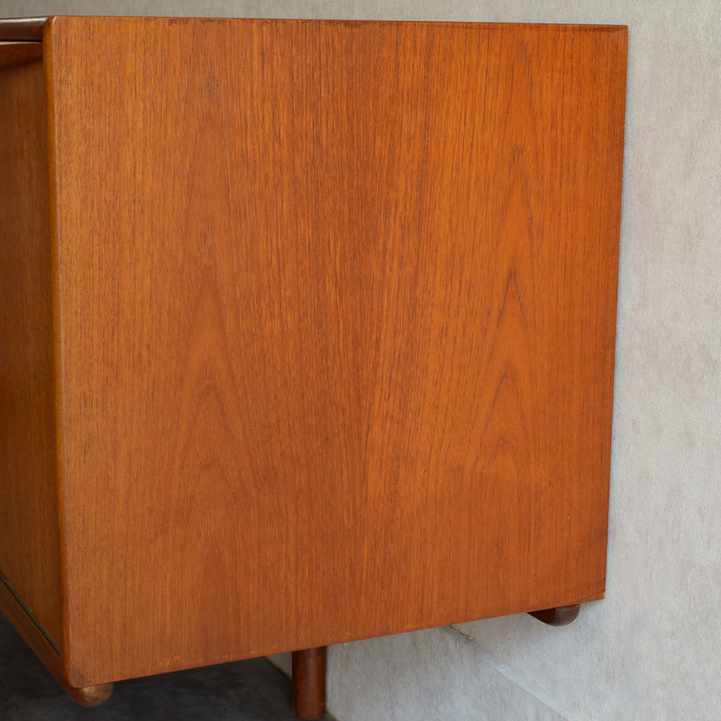 ＜ご予約商品＞A.H.McINTOSH マッキントッシュ　　サイドボード04(天板剥離再塗装済)