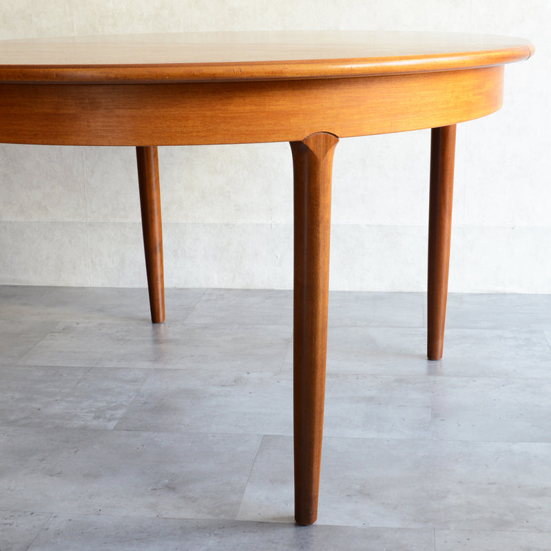 Meredew(メレデュー）エクステンションラウンドテーブル01