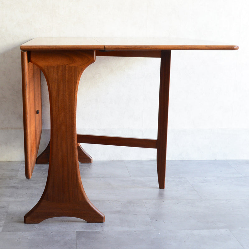 G-PLANジープラン　ゲートレッグ　エクステンションダイニングテーブル03