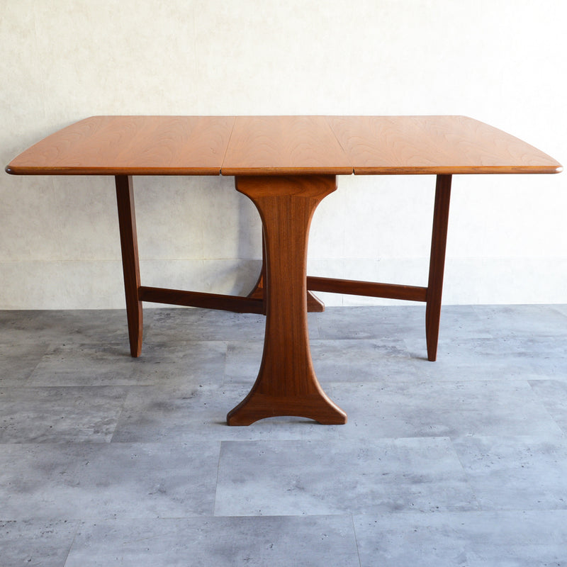 G-PLANジープラン　ゲートレッグ　エクステンションダイニングテーブル03