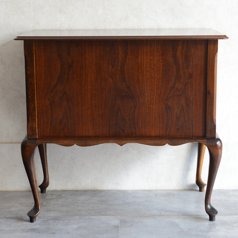 イギリス クラシック  マホガニー キャビネット09 鍵付き