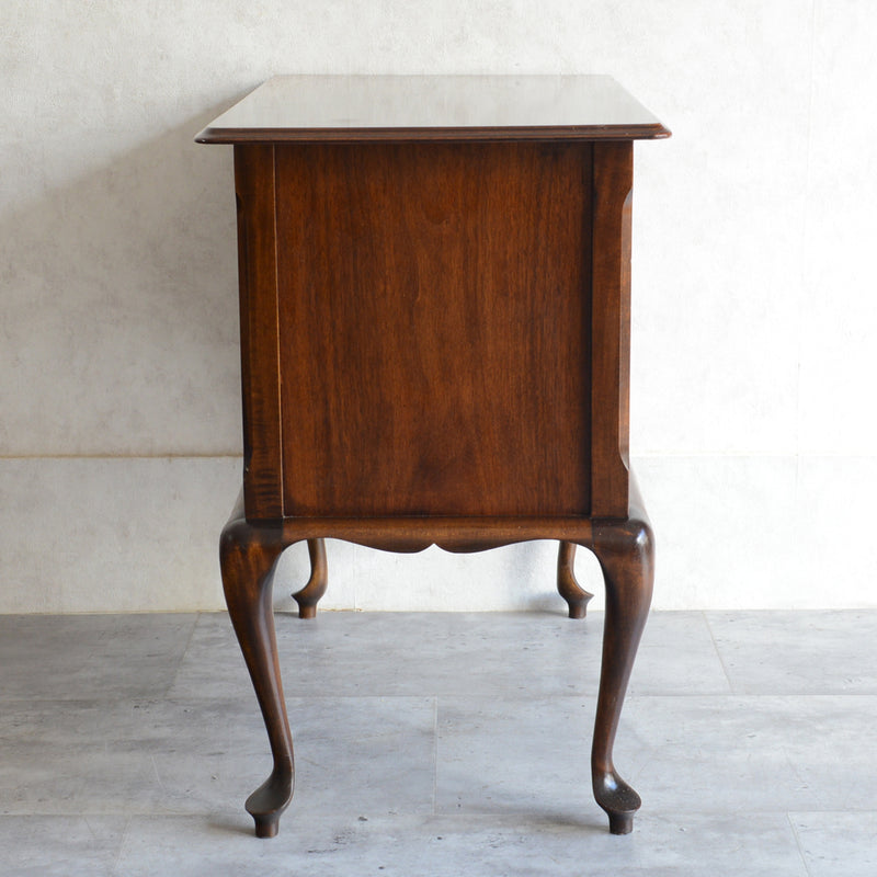 イギリス クラシック  マホガニー キャビネット09 鍵付き