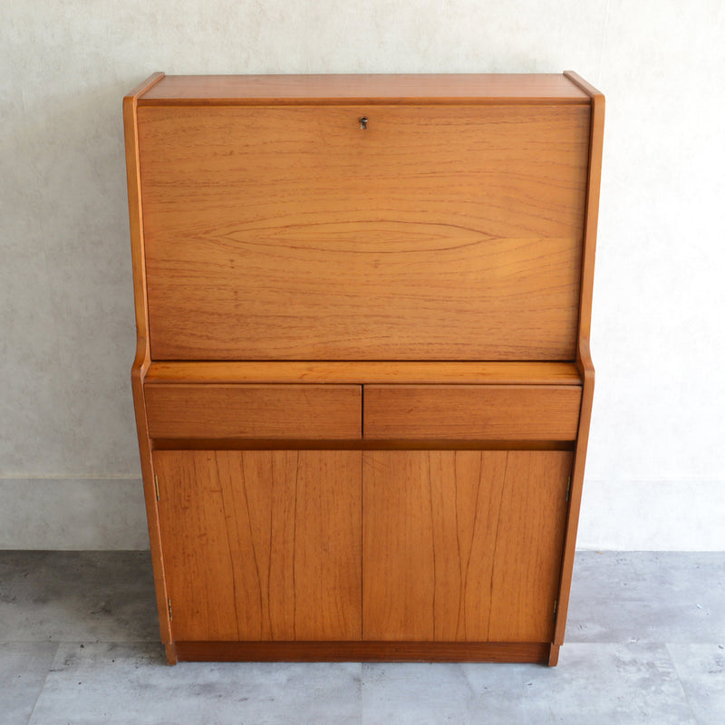 Remploy レンプロイ　ライティングビューロー