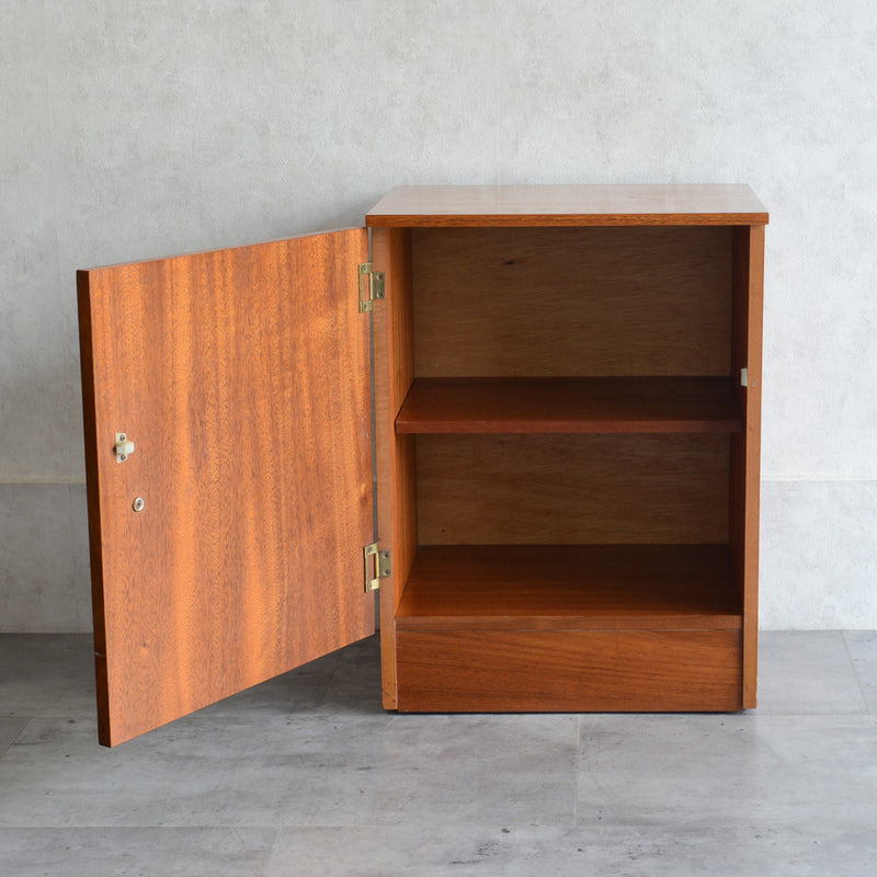 austinsuite オースティンスィート サイドキャビネット02