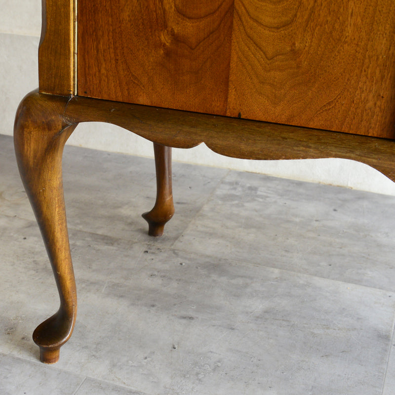 イギリス クラシック  マホガニー キャビネット09 鍵付き