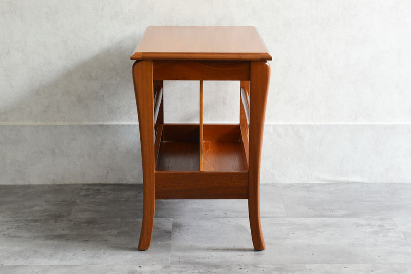 チーク　マガジンラック付きサイドテーブル