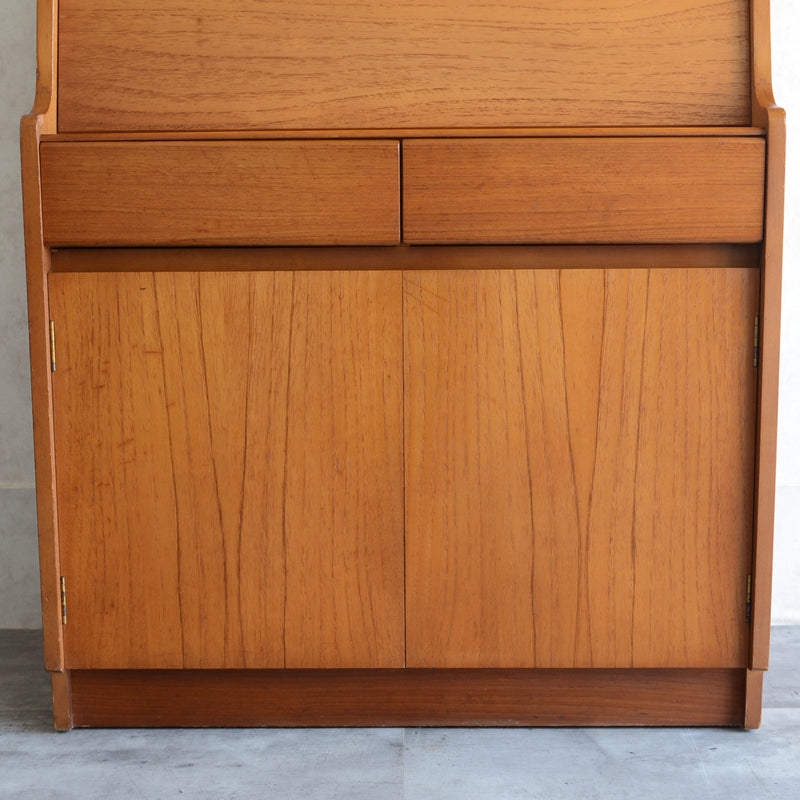 Remploy レンプロイ　ライティングビューロー