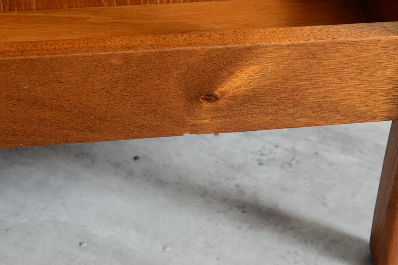 チーク　マガジンラック付きサイドテーブル