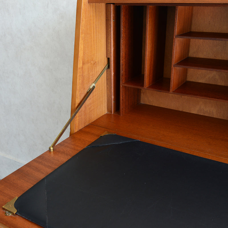 Remploy レンプロイ　ライティングビューロー