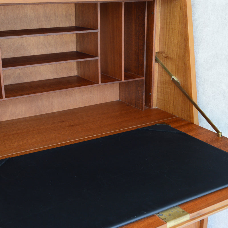 Remploy レンプロイ　ライティングビューロー