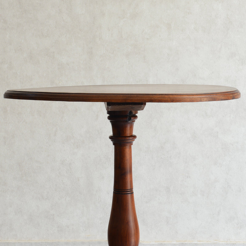 クラシックサイドテーブル　トリポッド11