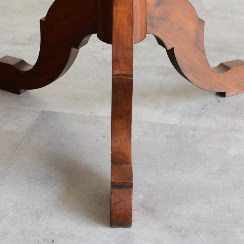 クラシックサイドテーブル　トリポッド11