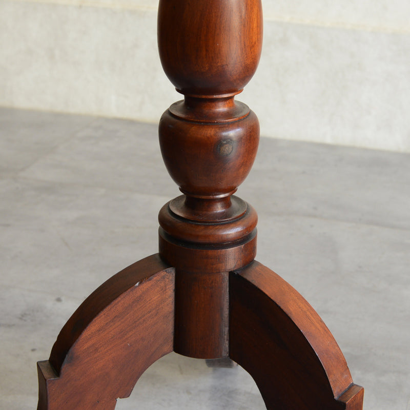 クラシックサイドテーブル　トリポッド11