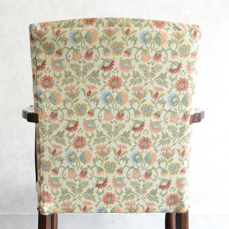 クラシック　アームチェア