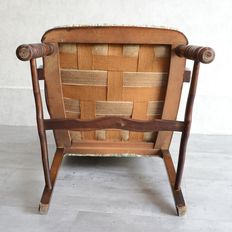 クラシック　アームチェア