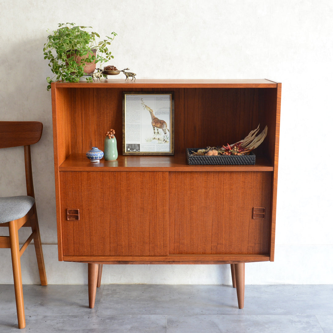 デンマーク ヴィンテージ シェルフ 5-7 木扉付