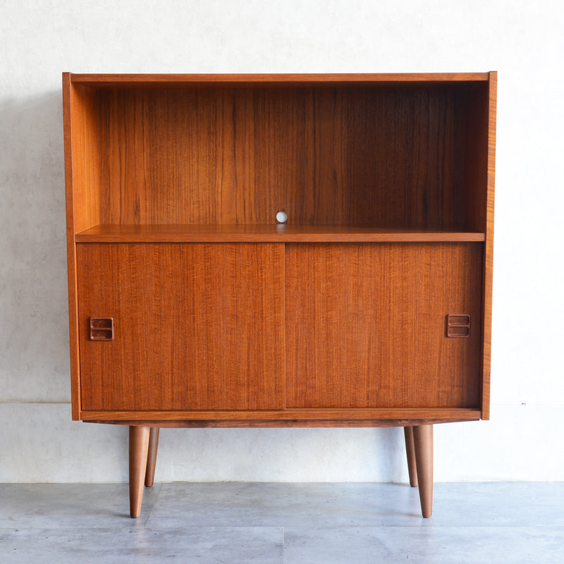 デンマーク ヴィンテージ シェルフ 5-7 木扉付