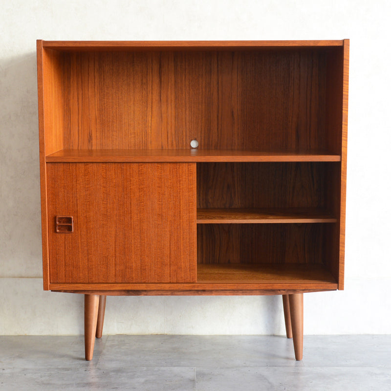 デンマーク ヴィンテージ シェルフ 5-7 木扉付