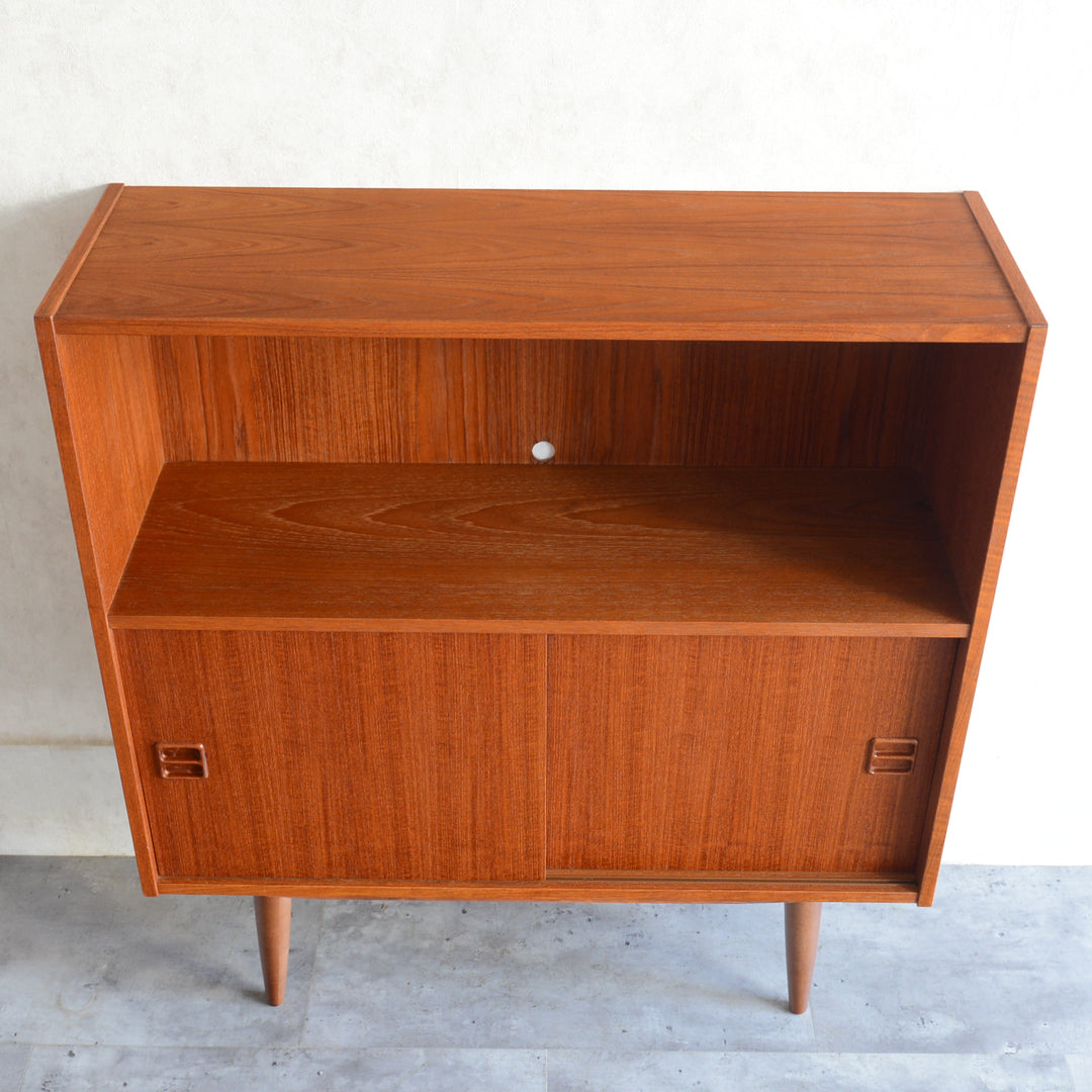 デンマーク ヴィンテージ シェルフ 5-7 木扉付