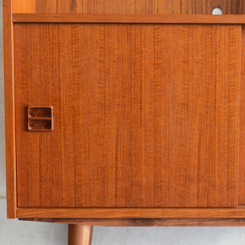 デンマーク ヴィンテージ シェルフ 5-7 木扉付