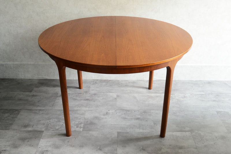 マッキントッシュ McINTOSH チーク　ラウンドエクステンション　ダイニングテーブル03