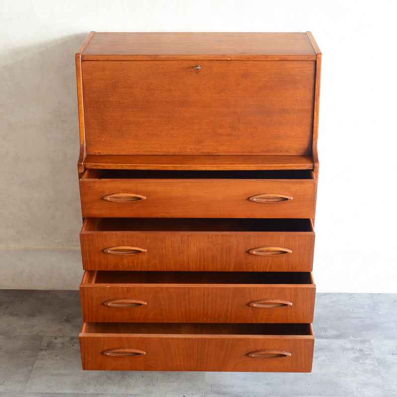 Jentique  ジェンティーク　ビューロー08