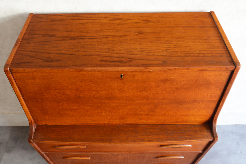 Jentique  ジェンティーク　ビューロー08