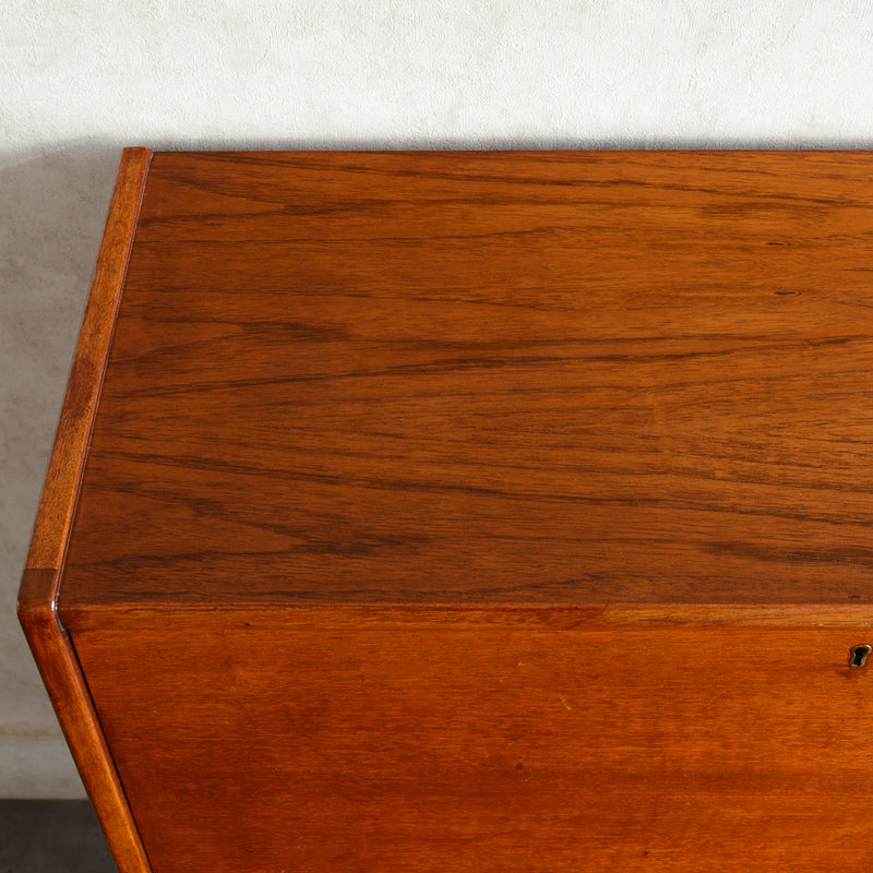 Jentique  ジェンティーク　ビューロー08