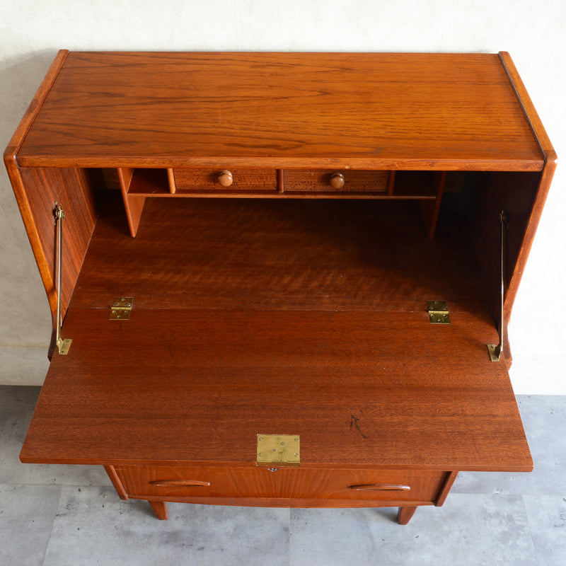 Jentique  ジェンティーク　ビューロー08