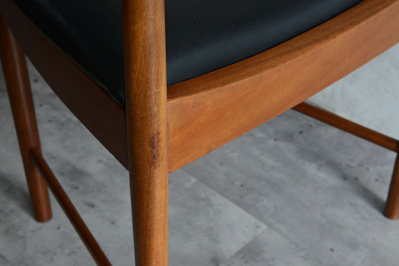 マッキントッシュ　ダイニングチェア　4Set