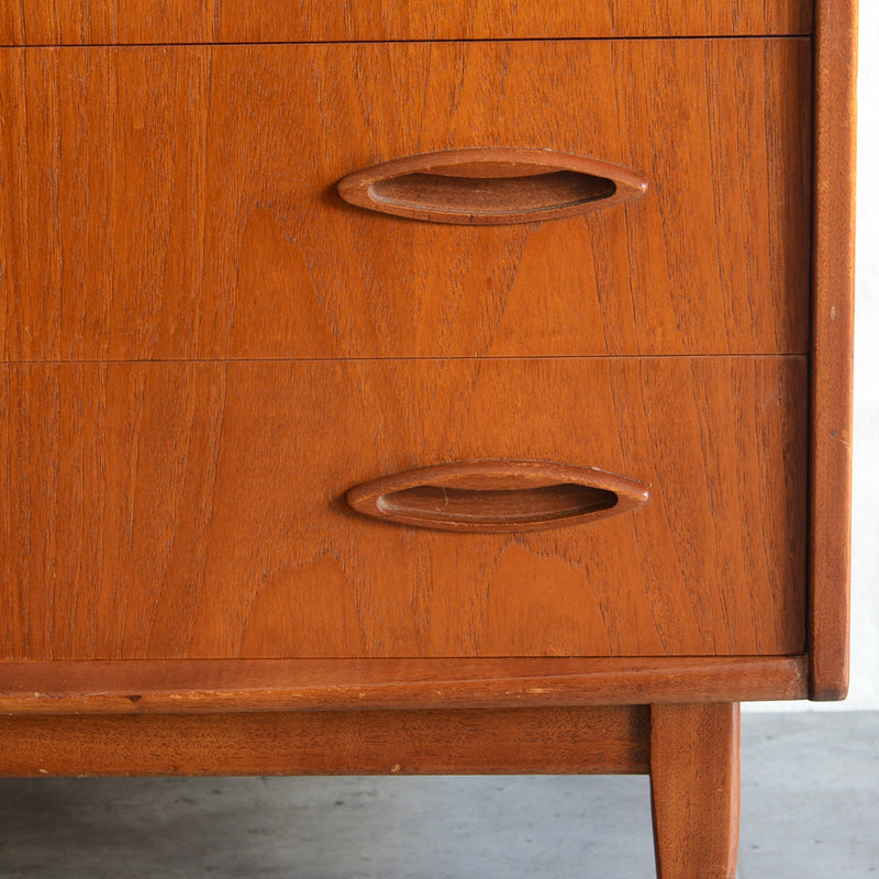 Jentique  ジェンティーク　ビューロー08