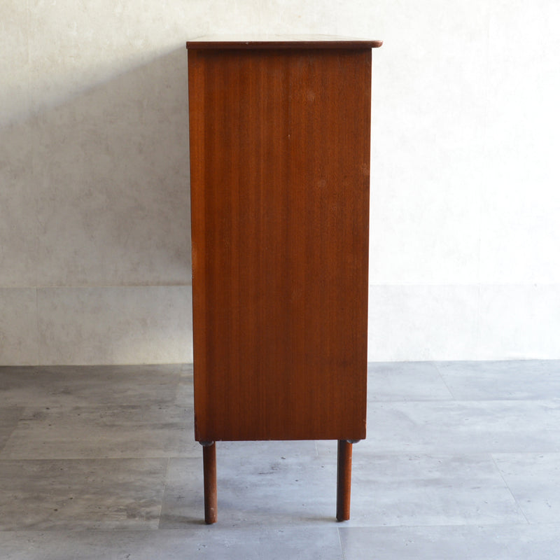 イギリス ヴィンテージ ガラス扉キャビネット 014