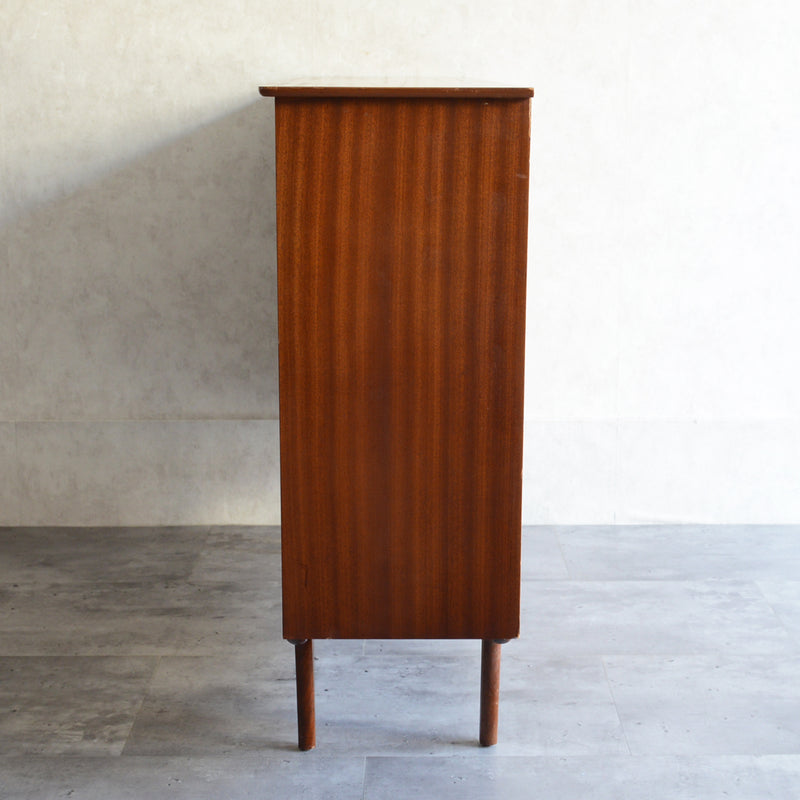 イギリス ヴィンテージ ガラス扉キャビネット 014