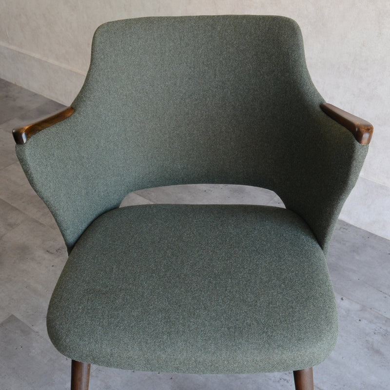 ドイツ ヴィンテージ アームチェア（張替済グリーン）