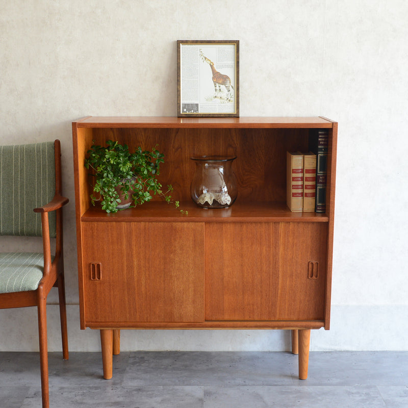 デンマークヴィンテージ　扉付きブックシェルフ3-1（ウッドオイル仕上）