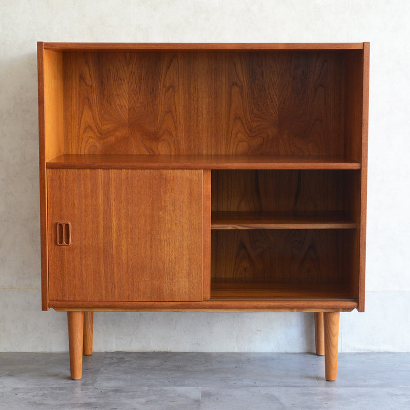 デンマークヴィンテージ　扉付きブックシェルフ3-1（ウッドオイル仕上）