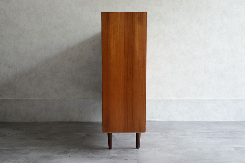 ガラス扉チークキャビネット004