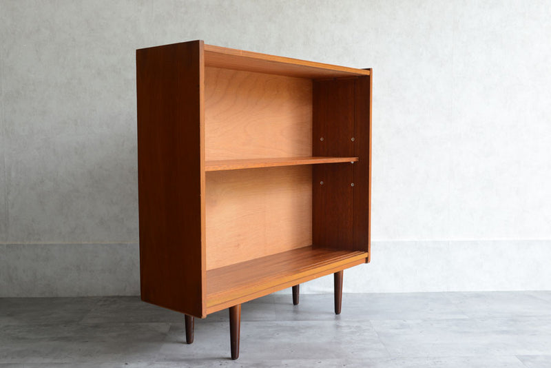 ガラス扉チークキャビネット004