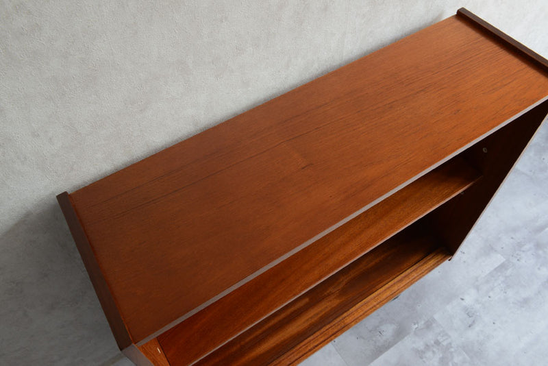 ガラス扉チークキャビネット004