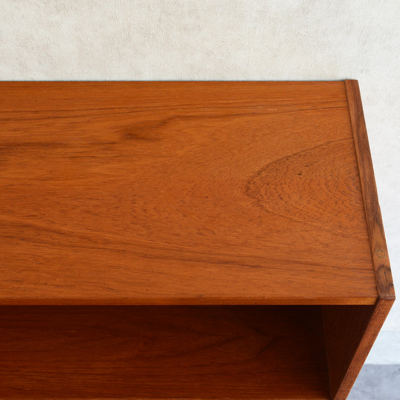 デンマークヴィンテージ　扉付きブックシェルフ3-1（ウッドオイル仕上）