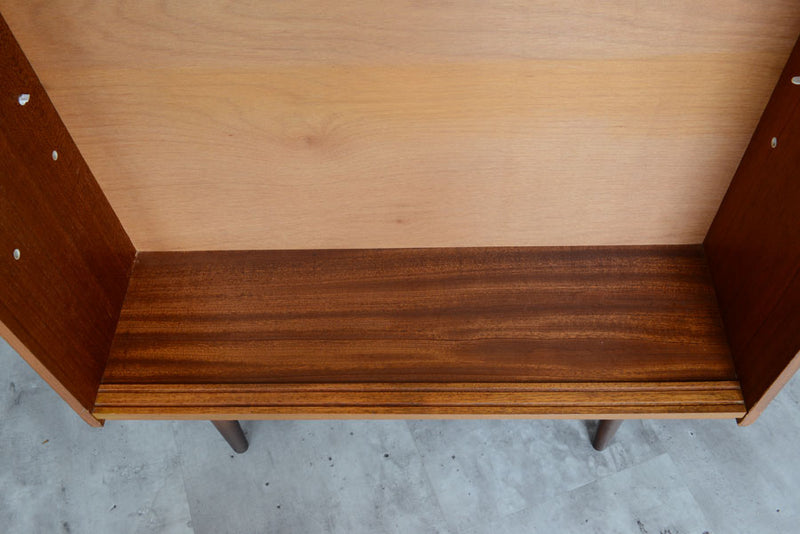 ガラス扉チークキャビネット004