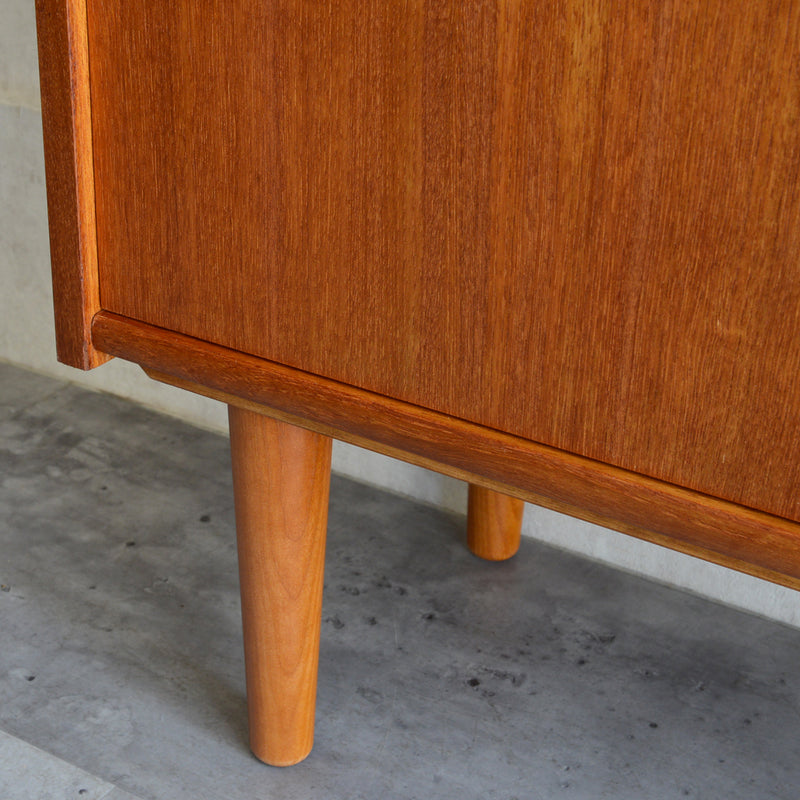 デンマークヴィンテージ　扉付きブックシェルフ3-1（ウッドオイル仕上）