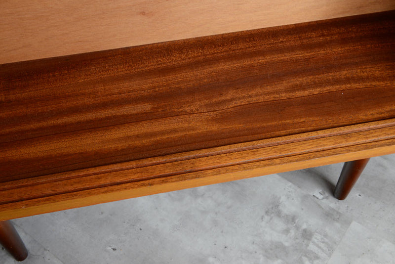 ガラス扉チークキャビネット004