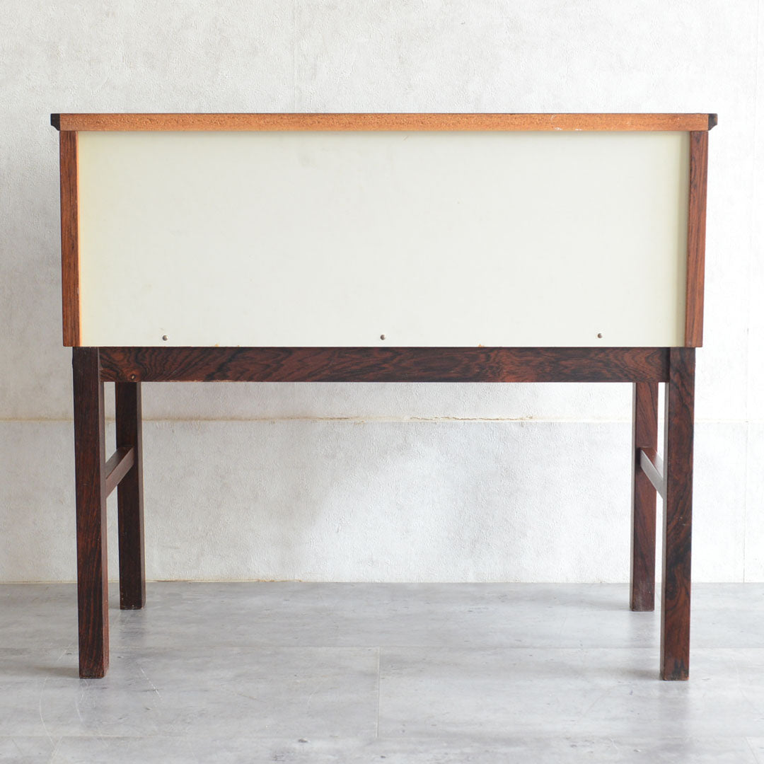 デンマーク  ローズウッド 2段チェスト 5-6