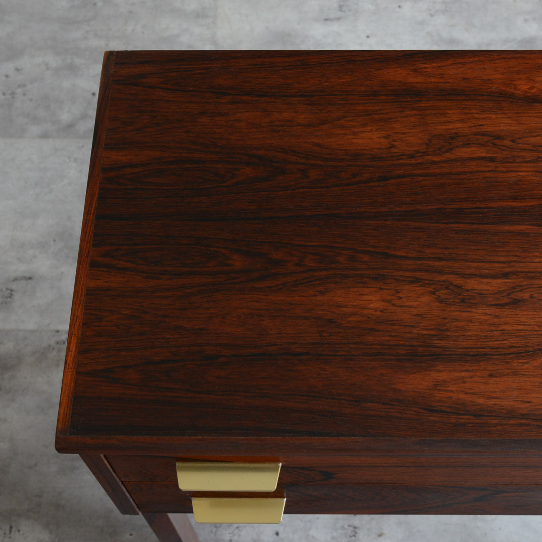 デンマーク  ローズウッド 2段チェスト 5-6