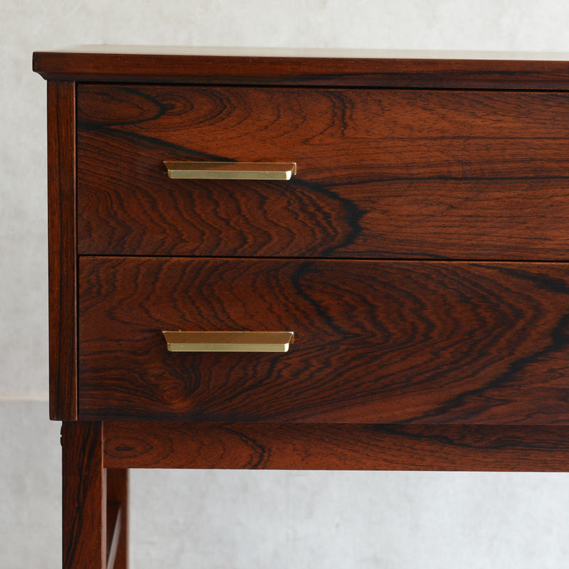 デンマーク  ローズウッド 2段チェスト 5-6