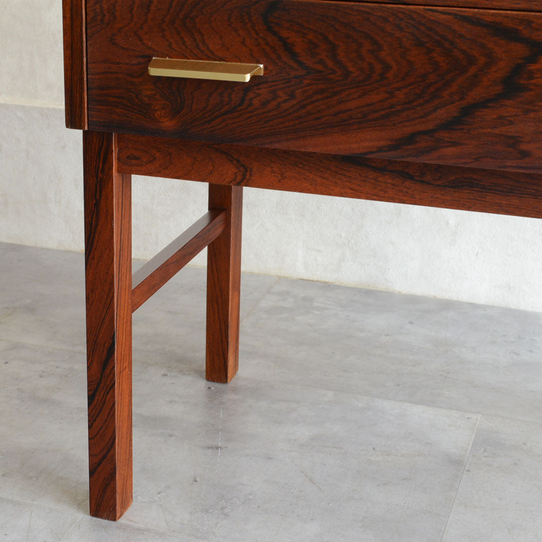 デンマーク  ローズウッド 2段チェスト 5-6