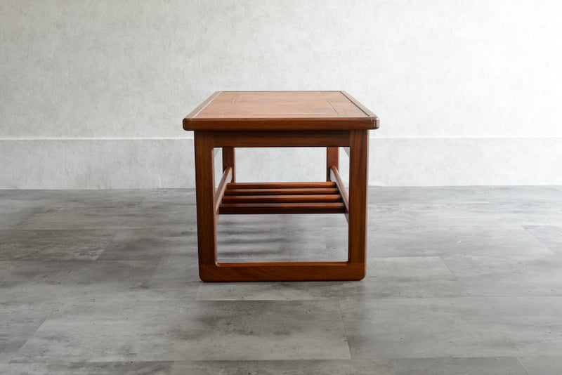 コーラルタイルトップ　ヴィンテージ ローテーブル01　