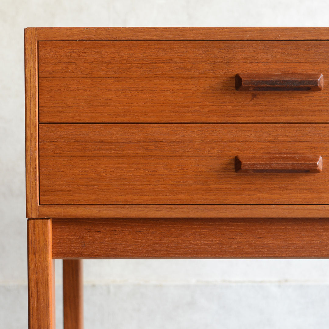 デンマーク チーク２段チェスト/サイドテーブル　5-7